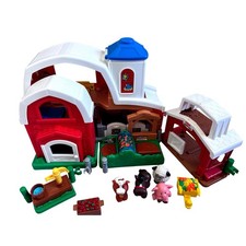 2004 Fisher-Price Little People Animal Friends Farm Playset Stable Animals Pump