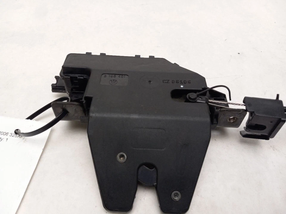 ЗАЩЕЛКА ЗАДНЕЙ ДВЕРИ подходит для BMW 325 XI 2006 OEM - Изображение 2 из 4