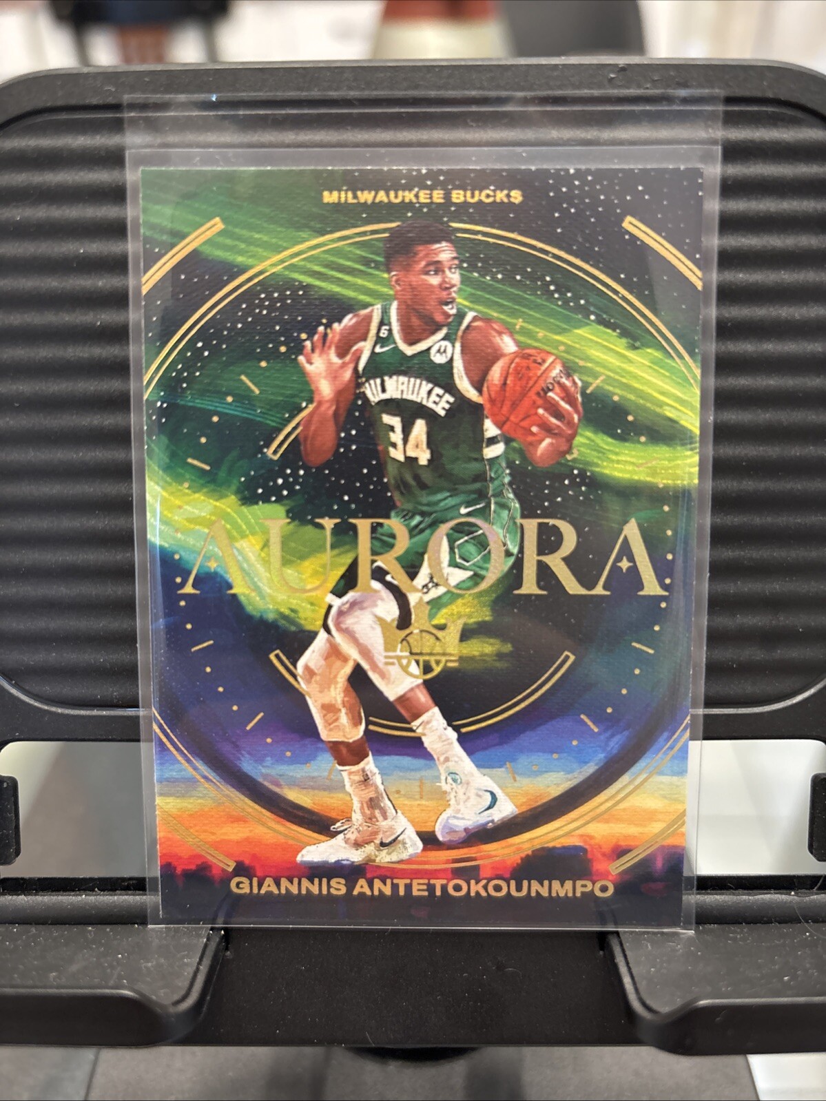 2022-23 Panini Court Kings Aurora Giannis Antetokounmpo #3 Bucks