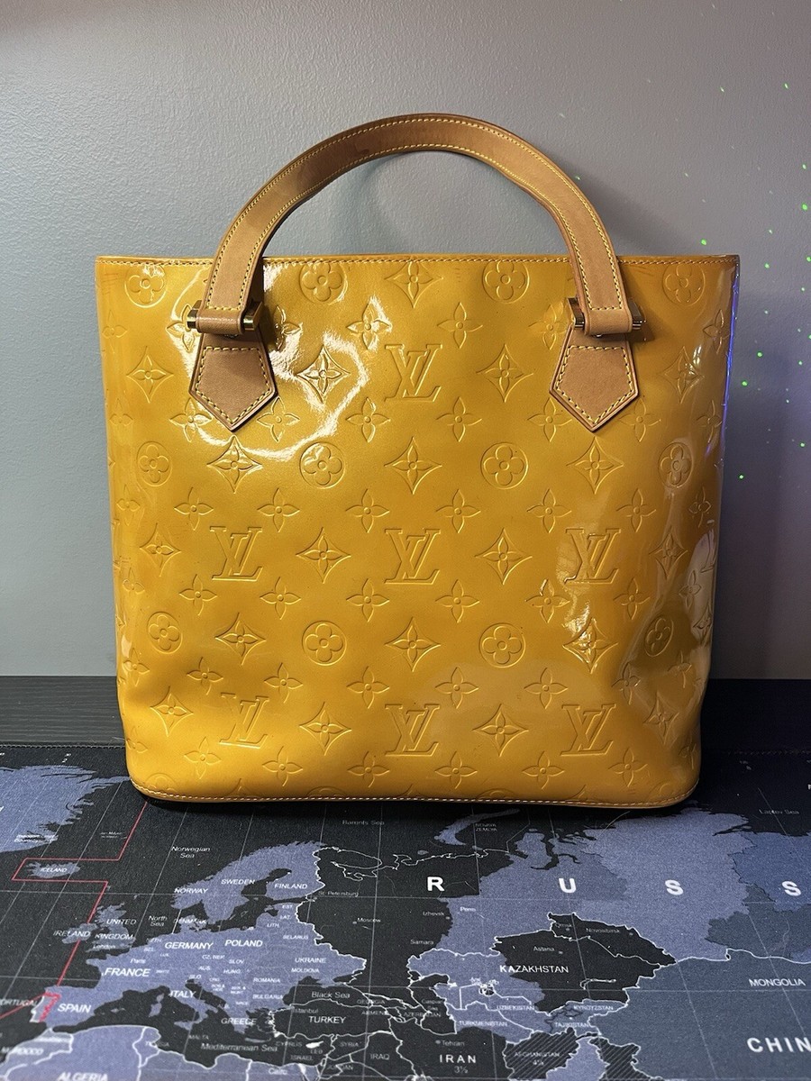 LOUIS VUITTON Houston Shoulder Bag Monogram Vernis Leather Yellow M91055  05EA339