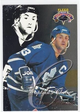 1996-97 Fleer NHL Picks Captain's Choice #8 Doug Gilmour (ILT19)