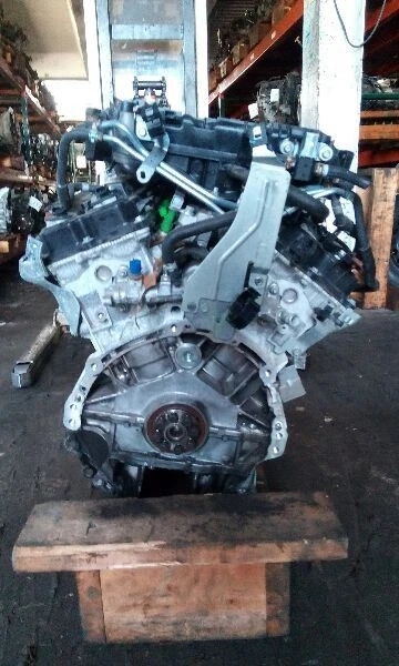 Motor Infiniti M35 M35h 12-13 3,5 litros VIN E 4º dígito VQ35HR Foto 3 de 4