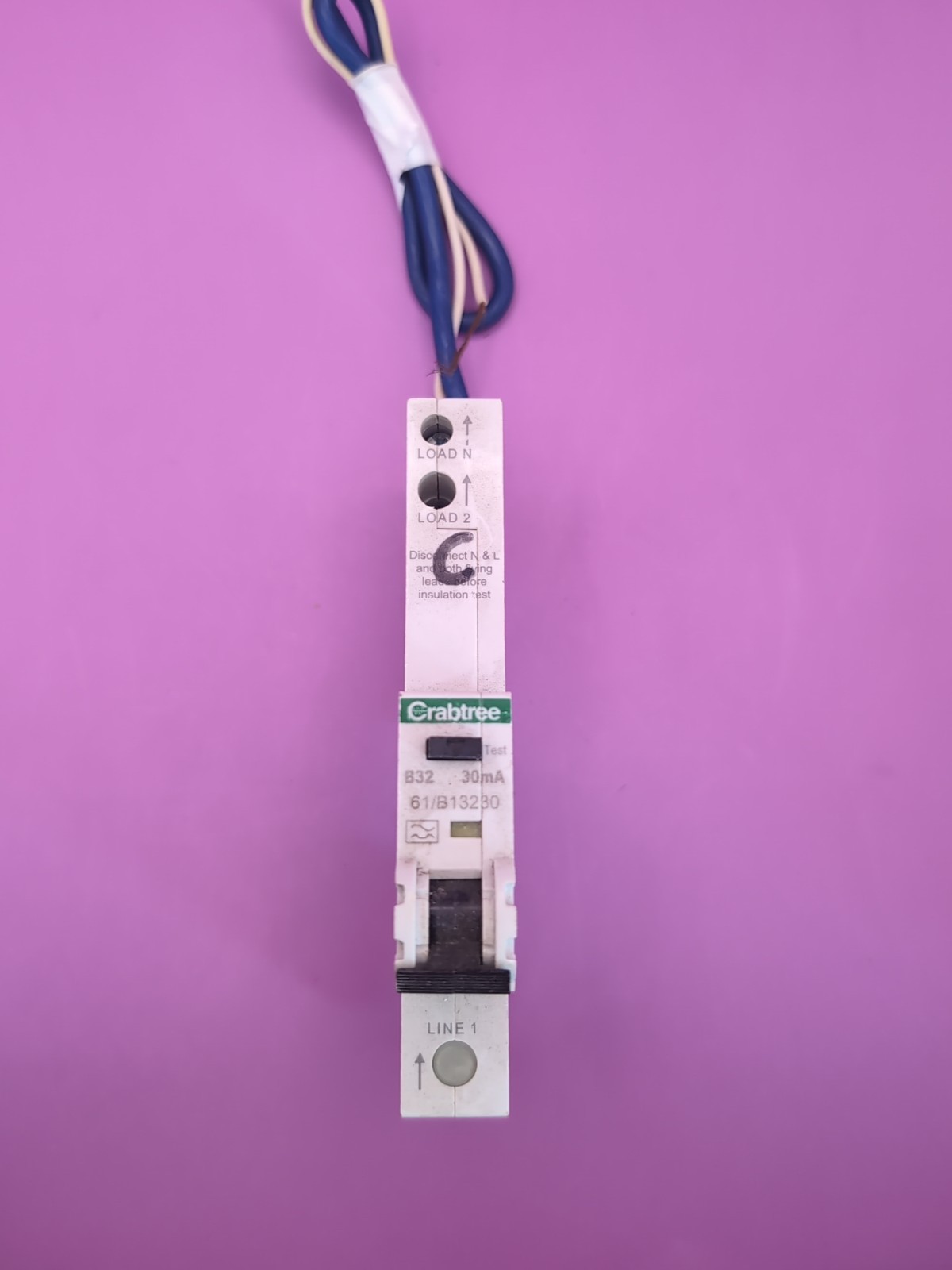 CRABTREE 32 AMP CURVE B 6kA 30mA RCBO TYPE A 61/B13230 STARBREAKER WC (Y)