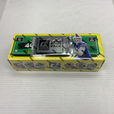 2022 Donruss Football Complete Set Plus 5 Card Hyper Bonus Pack