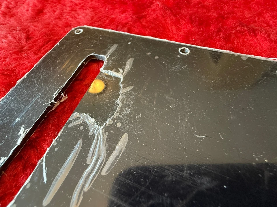 Charvel 1980-1982 Plástico Trémolo Resorte Cavidad Cubierta Placa Negro San Dimas EE. UU. Foto 4 de 4