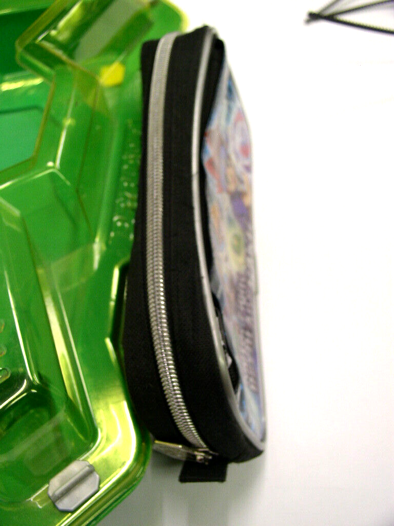 Stadium Beyblade Hasbro + Toupies - Le Moule (97160