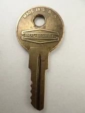 Vintage Key IDEAL SECURITY No. # MM149