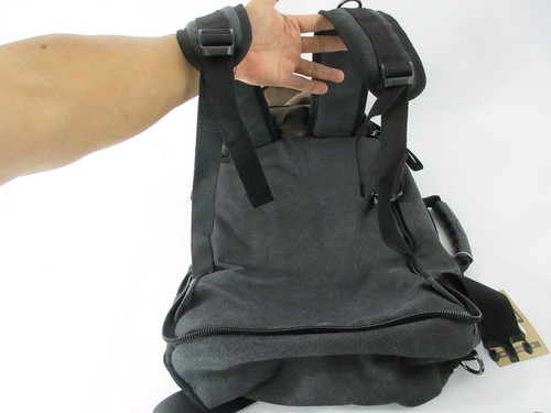 nuova OXa nera BAG0051 convertibile imbottita custodia per laptop borsa zaino morbida - Foto 11 di 12