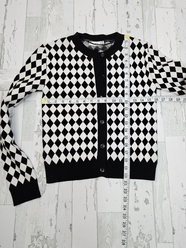 Cárdigan a cuadros Mango para mujer pequeño negro blanco 2 piezas camiseta sin mangas recortada Foto 4 de 4
