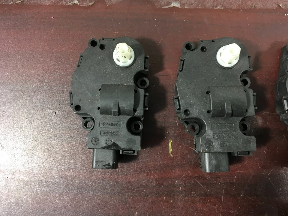 Mercedes-Benz E350 W212 2010-2016 calentador solapa actuador regulador motor conjunto 4 OEM Foto 4 de 4