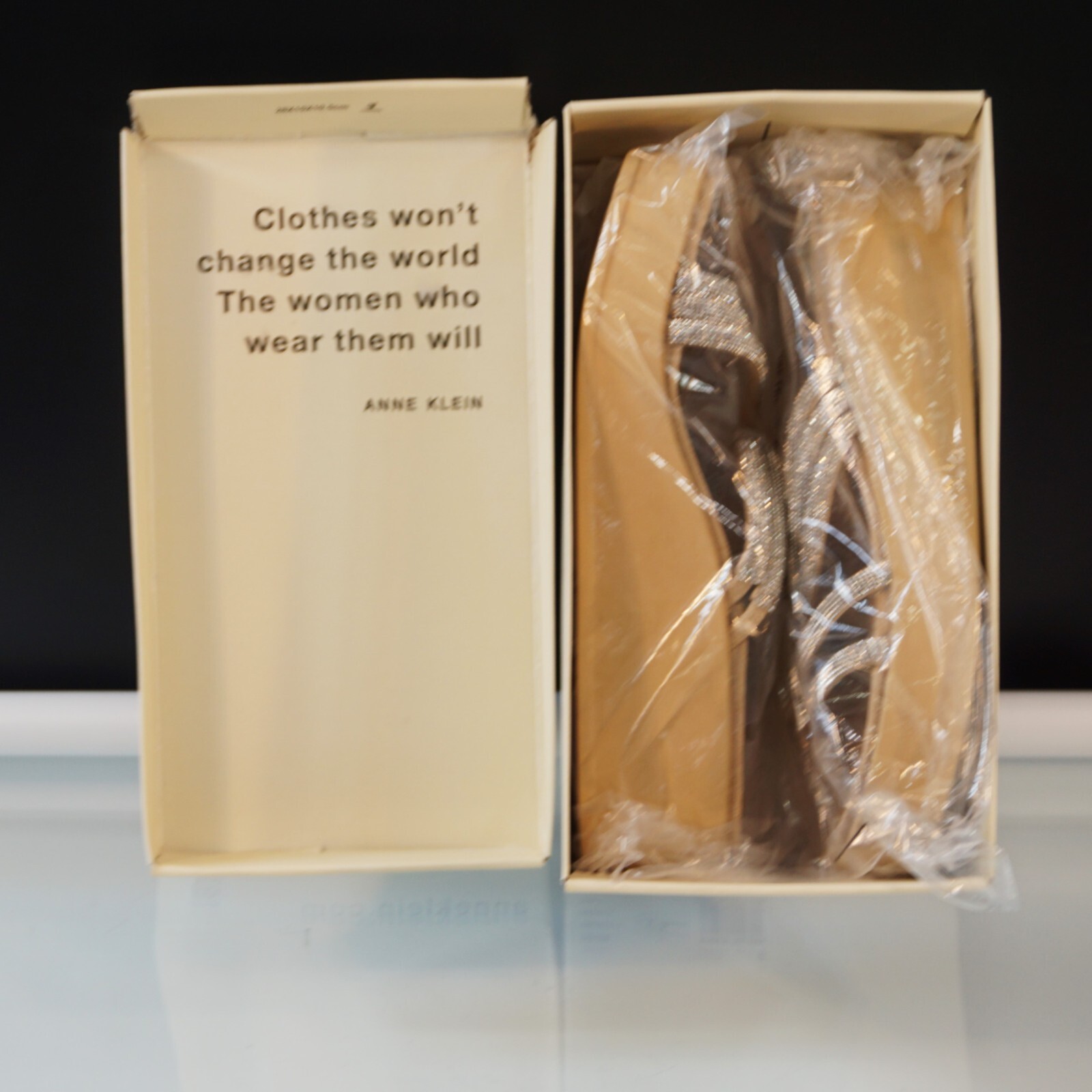 APL Scarpe donna Anne Klein Vaga taglia 10 M beige sandali con zeppa nuda