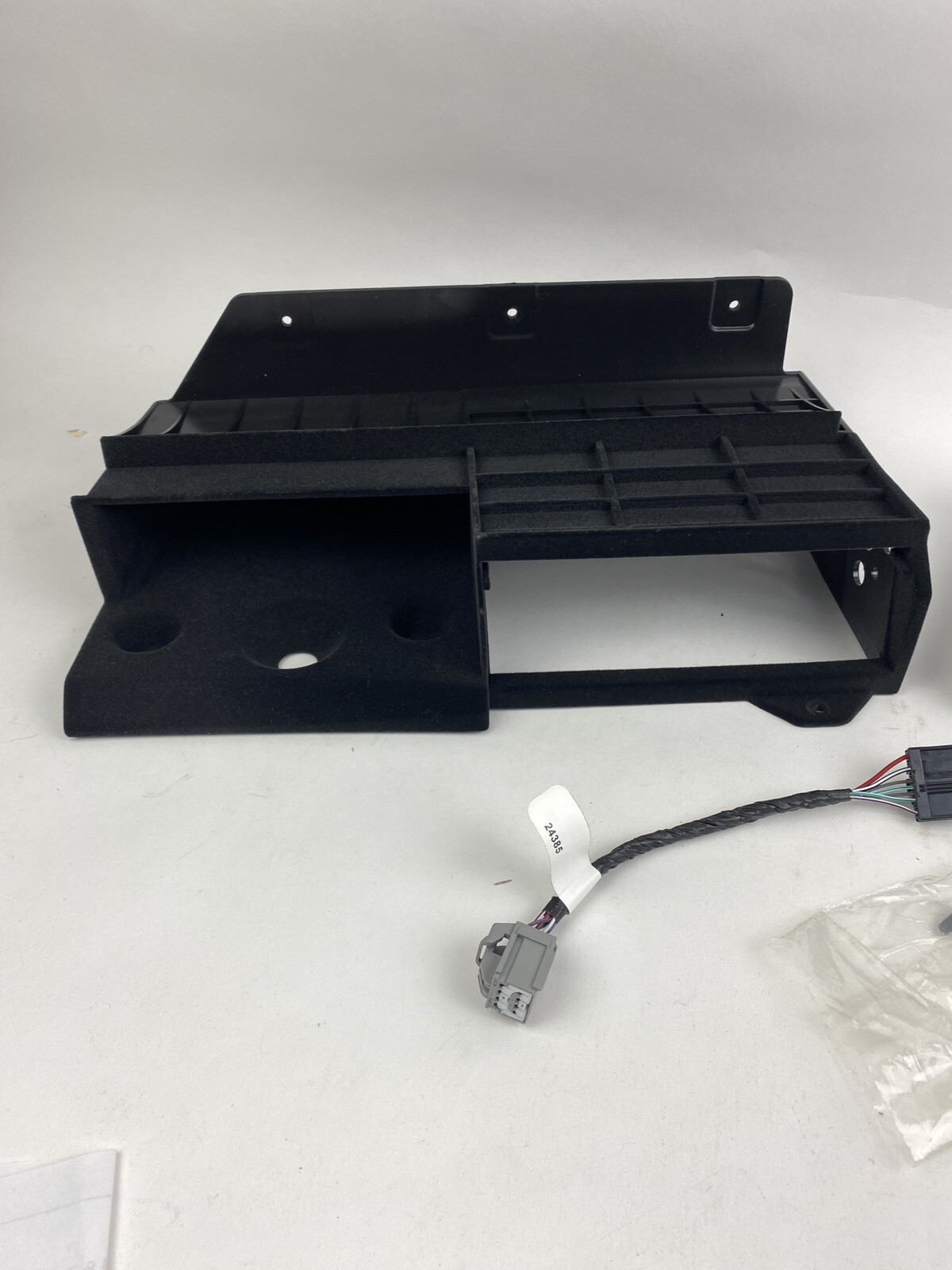 Genuine GM OEM 2016-2018 Cadillac CT6 Glove Box CD Player and 