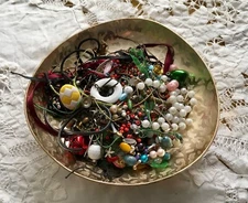 8oz+ Bulk Beads Etc Multicolored Mixed Lot Craft Jewelry