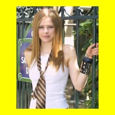 Avril Lavigne #JTTR147 - 8x10 Photo Printed At A Lab