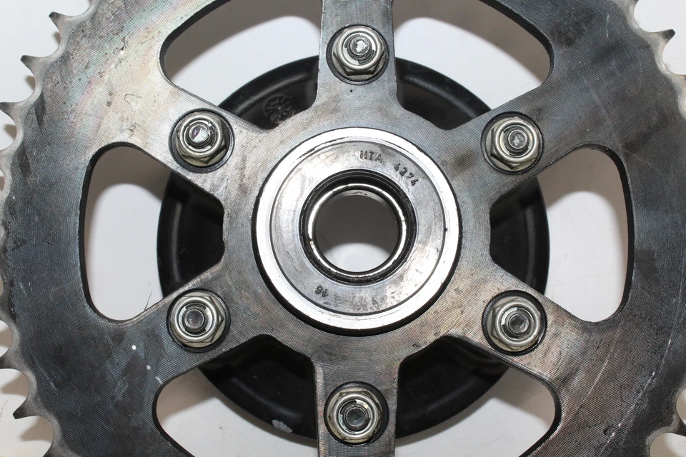 Piñón trasero Ktm 390 RC 2015 con juego de amortiguadores de buje Foto 3 de 4