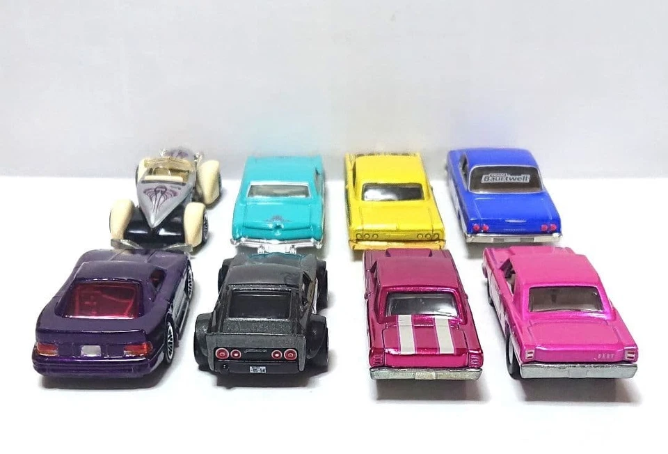 Hot Wheels scala 1/64 auto pressofuse set 8 auto vintage - Immagine 4 di 4