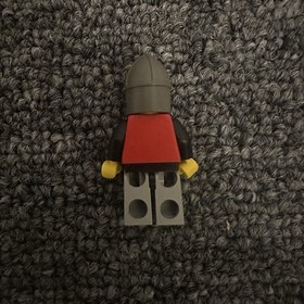 Lego Scale Mail 1547 Dark Gray Chin-Guard Black Knights Castle Minifigure