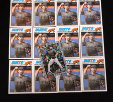 2026 Topps Heritage & Series 1 Nolan McLean RC’s Base & SP Sand Glitter Parallel