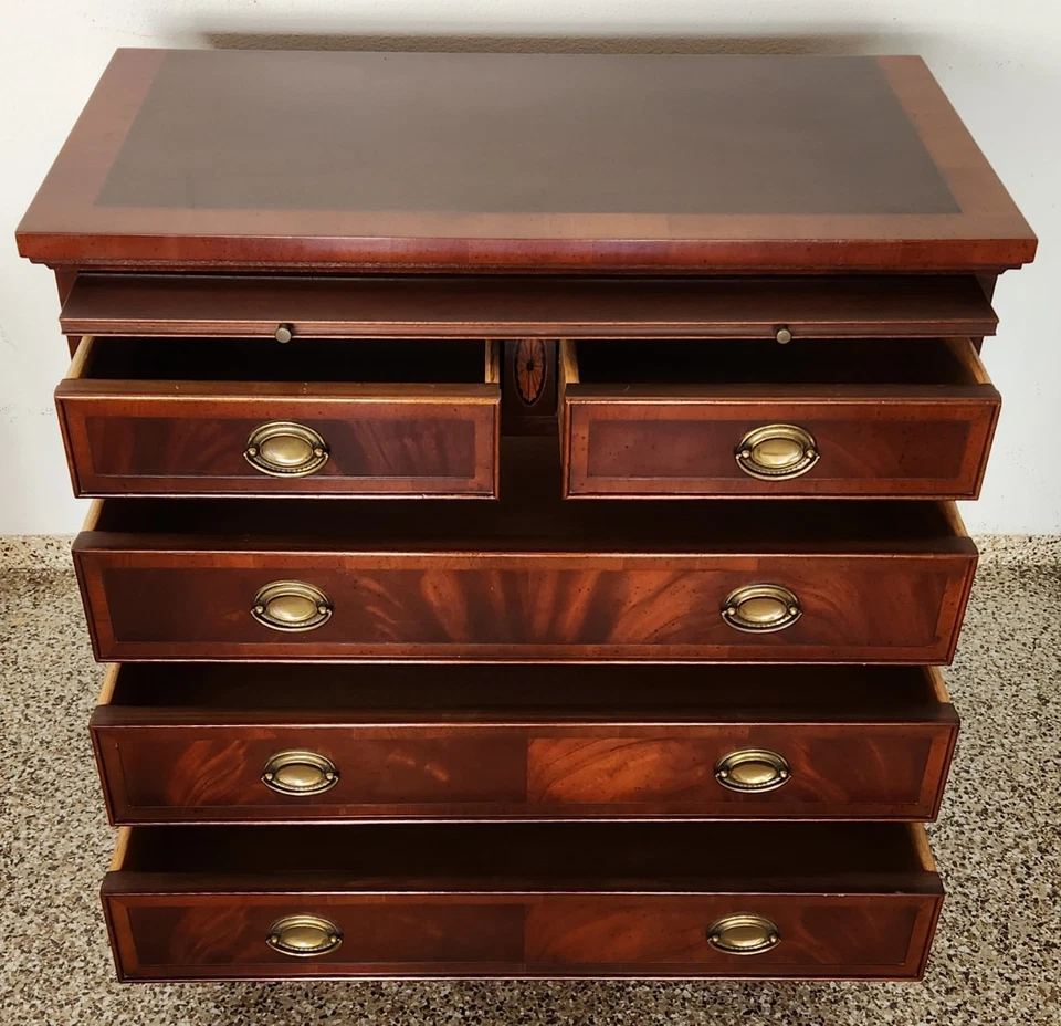 Hekman Copley Square Bachelor Chest Dresser - Original Owner / Excellent Cond. - Image 3 of 4