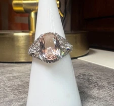 Ring Bomb Party Ring, size 7, peach gemstone, silver color band