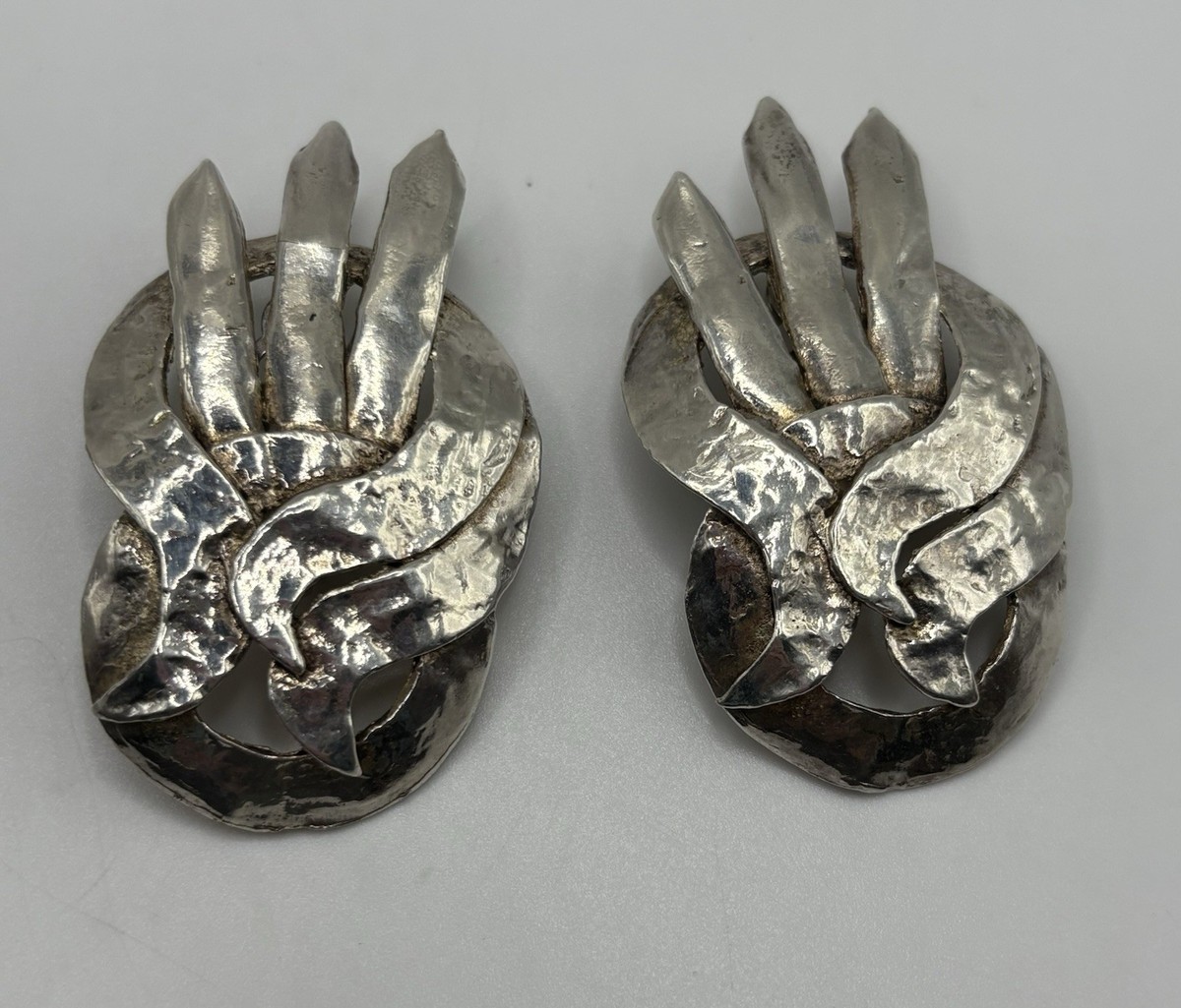 Vintage Delphine Nardin of Paris Silver Brutalist Chunky Clip