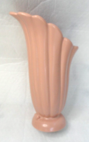 MCM Vintage ABINGDON Vase Pink Feather Fan Glaze Scalloped 10.5" Mold #550 - Picture 2 of 11