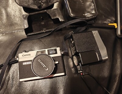 Canon Canonet QL19 GIII G3 40mm  f/1.7 Film Camera + National Auto Pana Flash Li