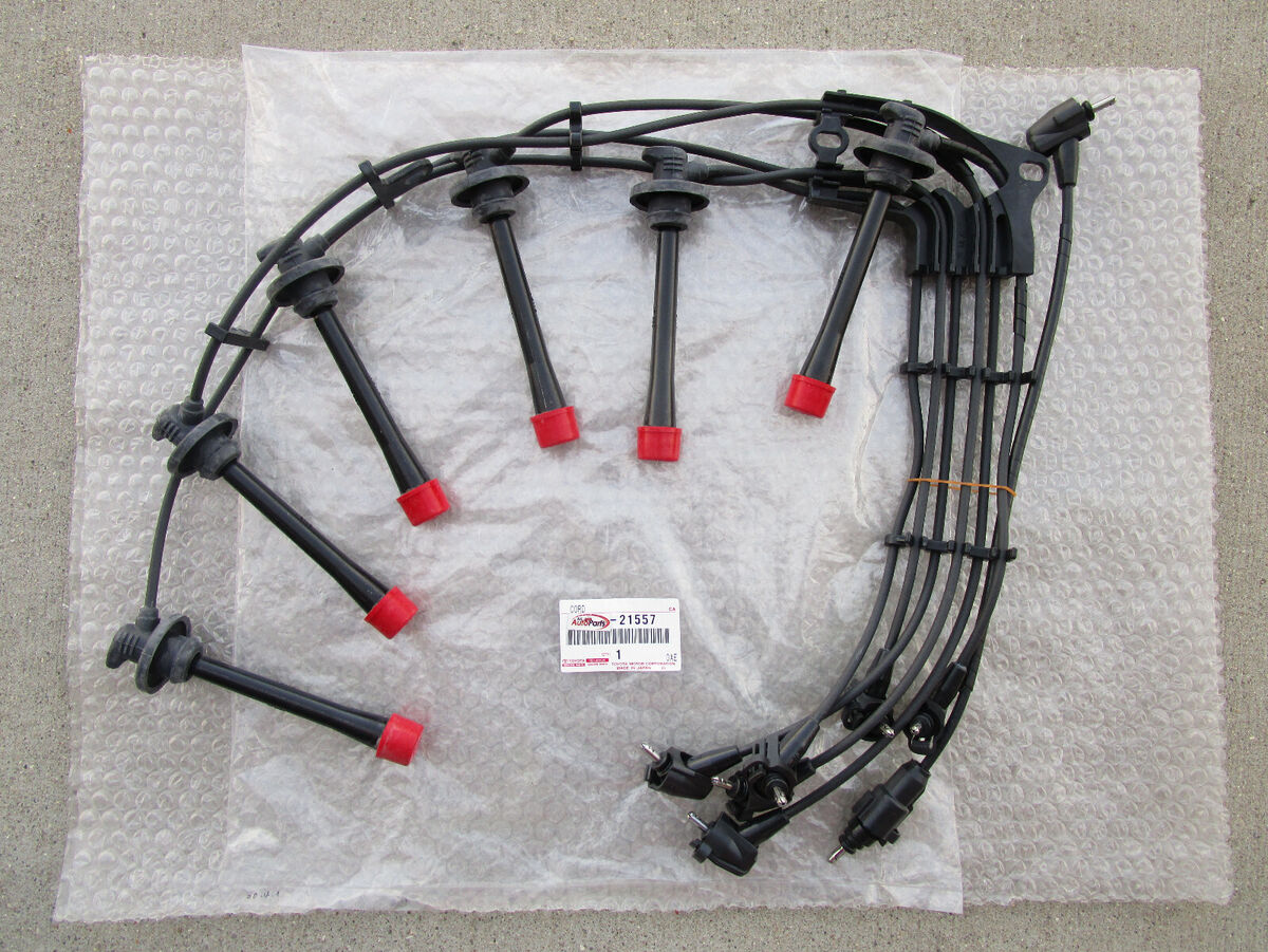 93- 97 TOYOTA LAND CRUISER FZJ80 4.5L IGNITION COIL SPARK 93- 97 TOYOTA LAND CRUISER FZJ80 4.5L IGNITION COIL SPARK