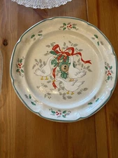 International Marmalade Christmas Dinner Plate 265305
