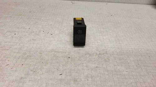 AUDI A4 8D2, B5 Nebelscheinwerferschalter 4D0941563 1.90 Diesel 1998 32556725