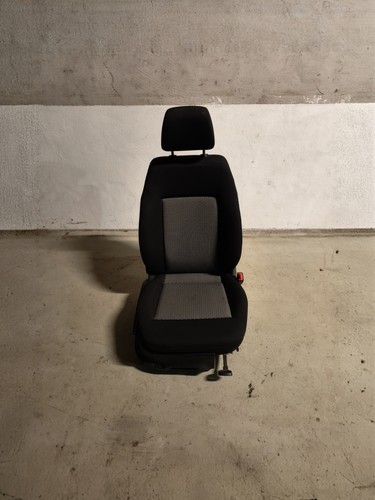 VW Polo V 6R Sitz Fahrer Beifahrersitz vorne rechts