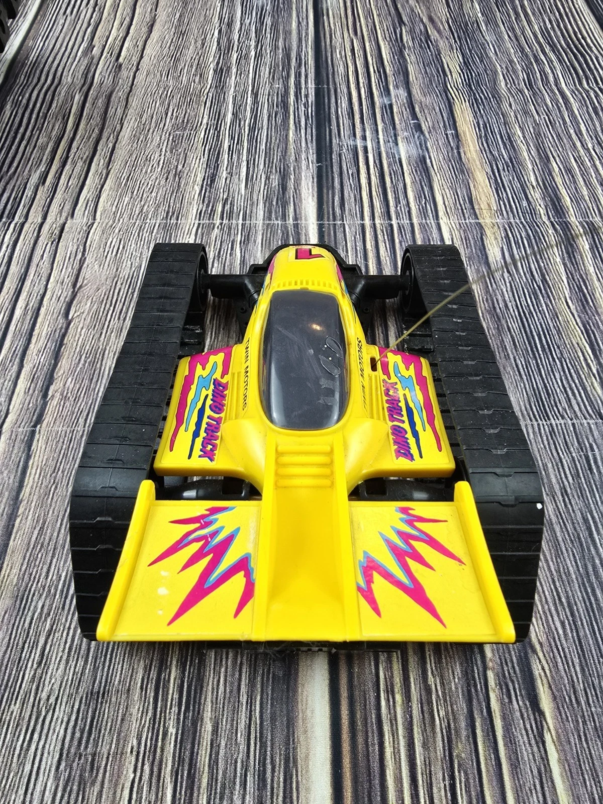 radio-shack vintage rc dino track car somente peças lidás 
