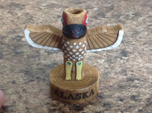 ALASKA Souvenir Eagle Totem Pole Toothpick Holder - Picture 4 of 4