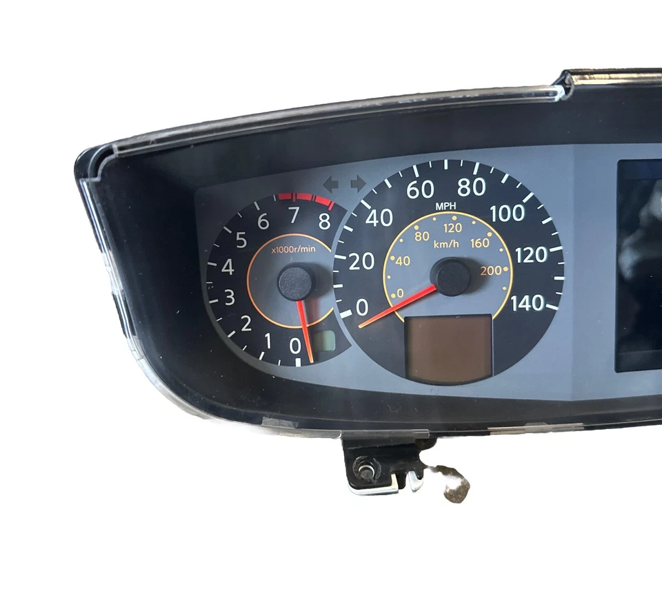 Cuadro de instrumentos Nissan Quest 2004-2006 con pantalla LCD nueva Foto 3 de 4