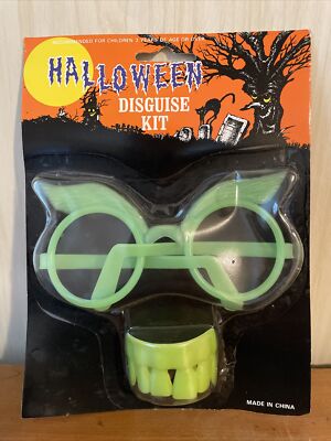 Vintage Halloween Disguise Kit Glasses And Fake Teeth New Old Stock