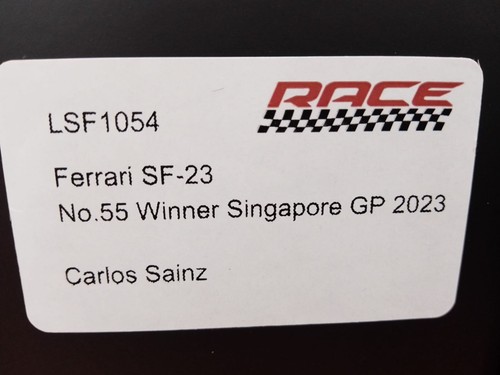 Looksmart Ferrari SF-23 #55 Carlos Sainz Jr Winner Singapur 2023 1/43 LSF1054 - Bild 4 von 4