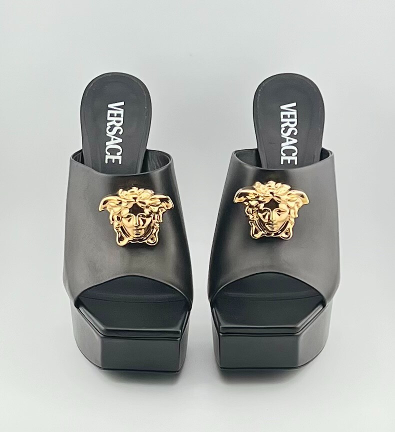 ★送料・関税込★VERSACE★LA MEDUSA メデューサローファ★ Versace La Medusa Platform Mules in Black | eBay