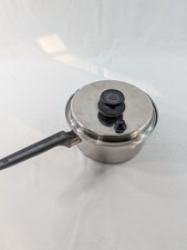 Sartén para salsa Royal Prestige 7 capas SS titanio aleación plata 1 cuarto 9” con tapa