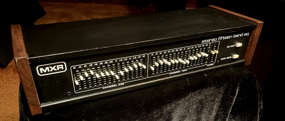 Ecualizador estéreo MXR Quince 15 bandas, ecualizador, modelo 127-USA Foto 2 de 4