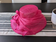 GIOVANNIO Hot Pink Sinamay Wide Brim Kentucky Derby Wedding Hat Bow Fascinator