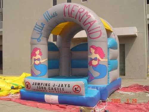 4mx4m Castle - Mermaid Theme ** Commercial ** USED MASSIVE JUMPING CASTLE SALE - Picture 2 of 8