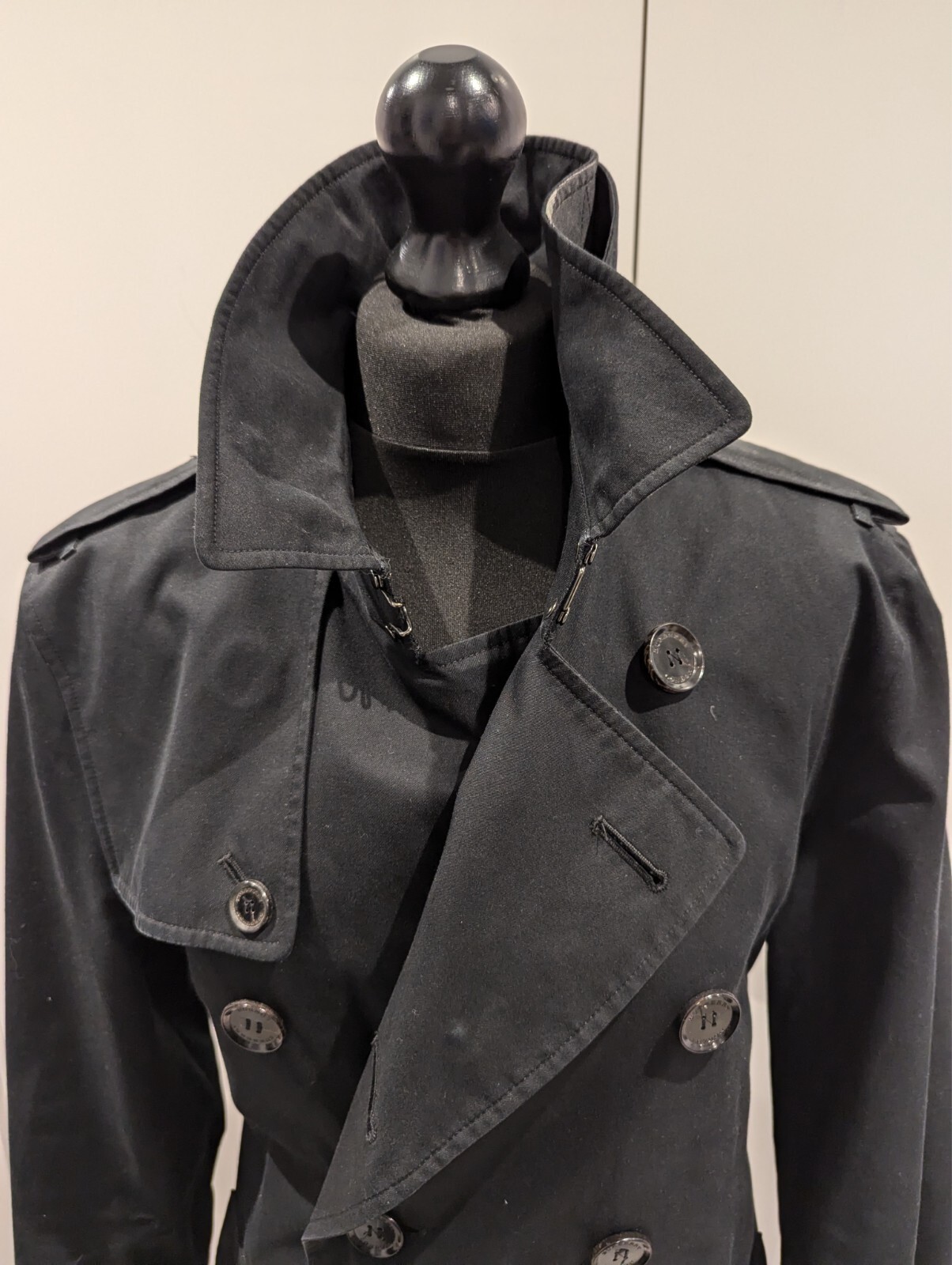 Burberry Kensington Black Nova Check Mid Length Trench Coat - Size 50 image 8
