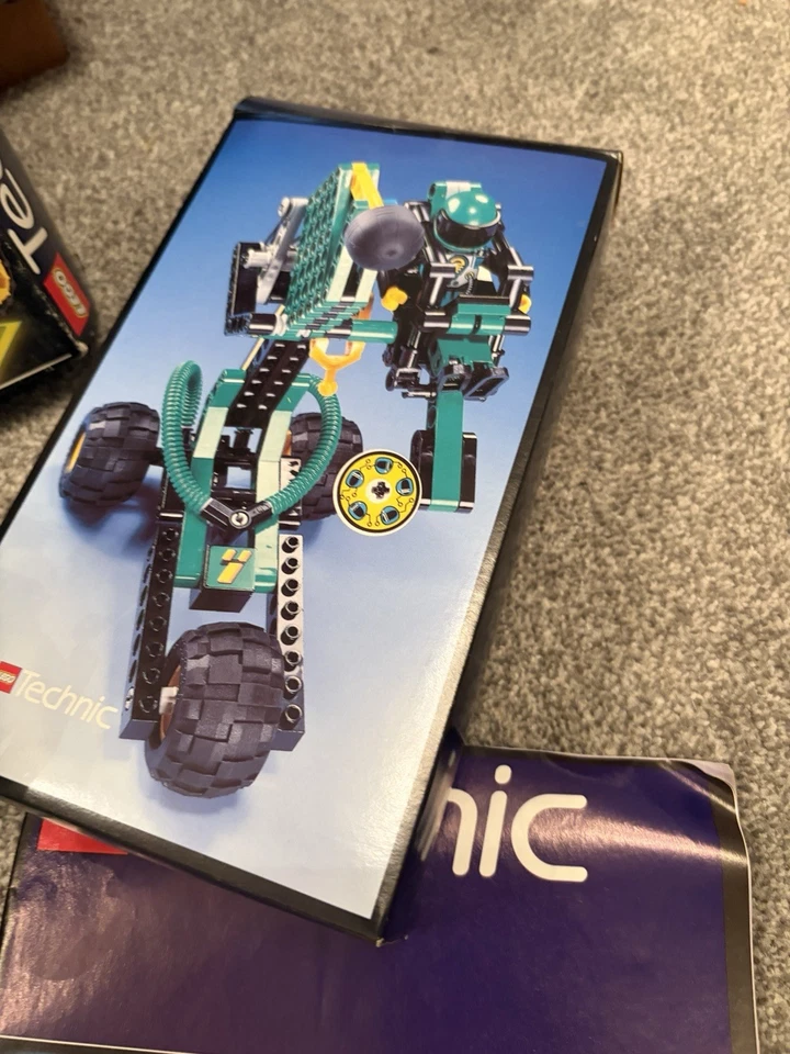 LEGO Technic 8257 Cyber Strikers, photo 4 of 5