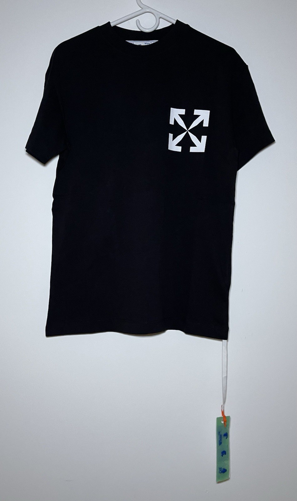 Off-White Basic Neck Logo Black T-Shirt Size Small - image 1