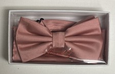 Men  s Pink Satin Solid Pre-Tied Bow Tie  Pocket Square Set BT100-RR