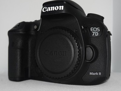 Canon EOS 7d Mark II 2 - Defekt