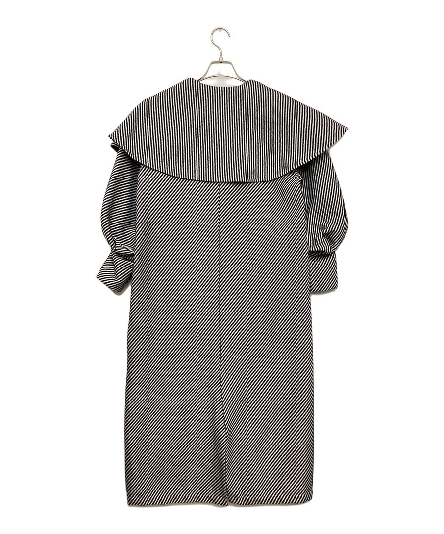 Ameri Cape Puff Sleeve Coat 1220740730 Black Whit… - image 2