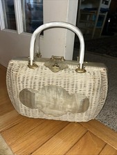 Vtg White Wicker Basket Purse Handbag gold hardware pearl lucite handles Read