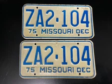 Missouri License Plate Pair of Plates 1975 DECEMBER ZA2 104