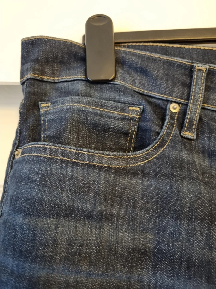 Levi 311 Women's Shaping Skinny Denim Jeans Blue, Size W33 L32 - Image 2 of 4